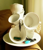ElBrooklynTaco Tea Cups Jewelry Holder